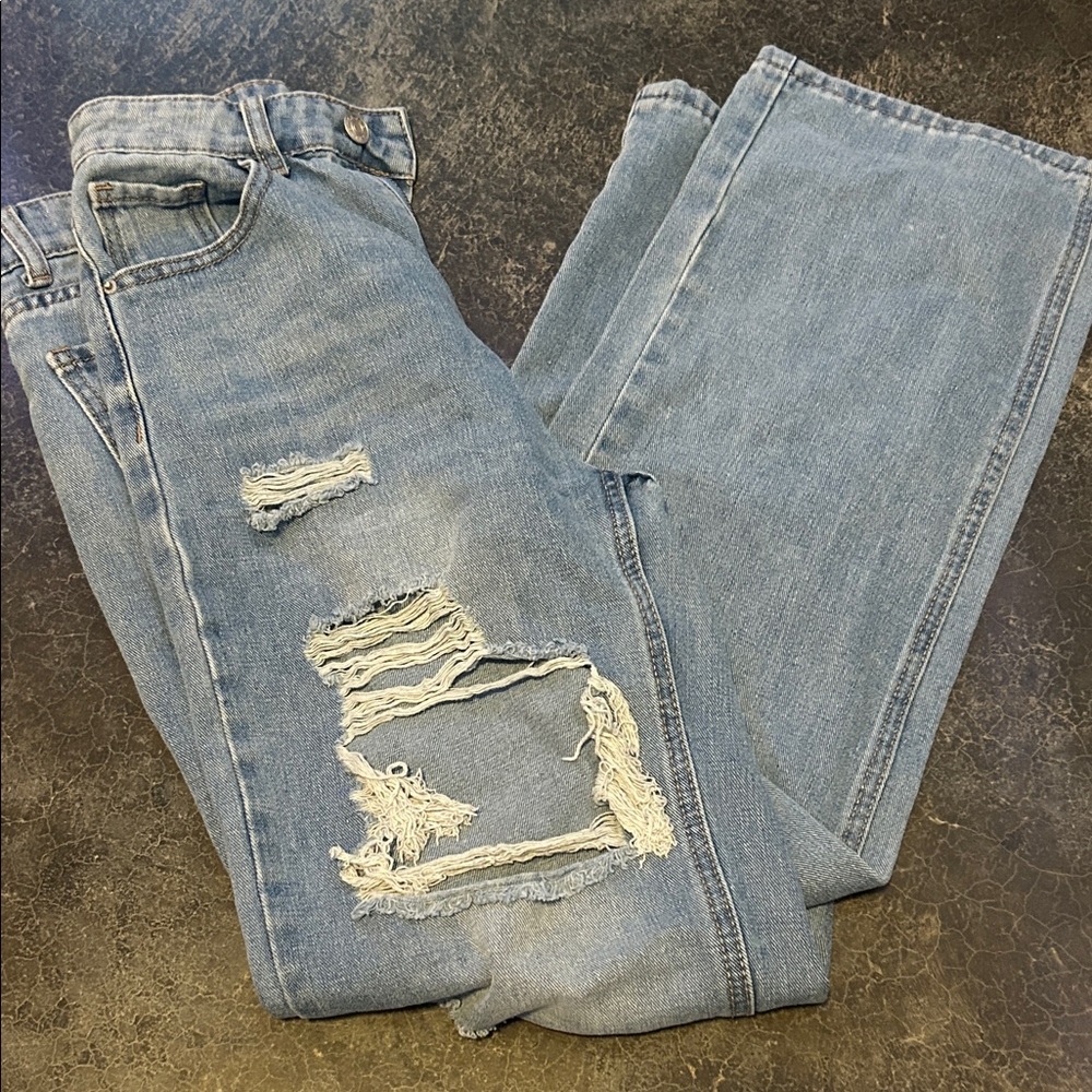SHEIN Light Blue Distressed Men's Jeans
